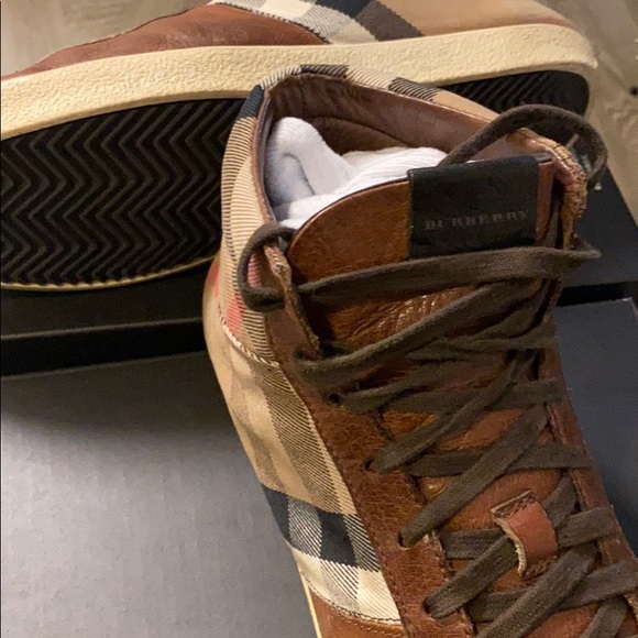Burberry high top sneakers - Picture 3 of 4